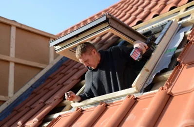Pose de fenêtres de toit Velux à Vieussan